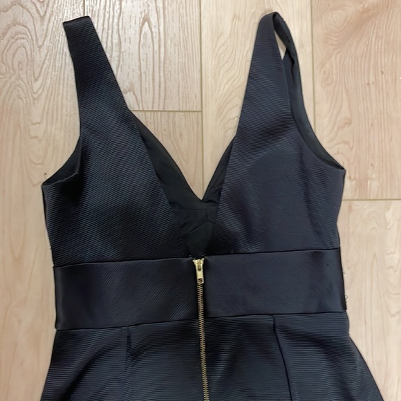 Ribbed Satin A-Line Short Cocktail Dress with V-Back & Gold Zip, sz 8 - Picture 5 of 11